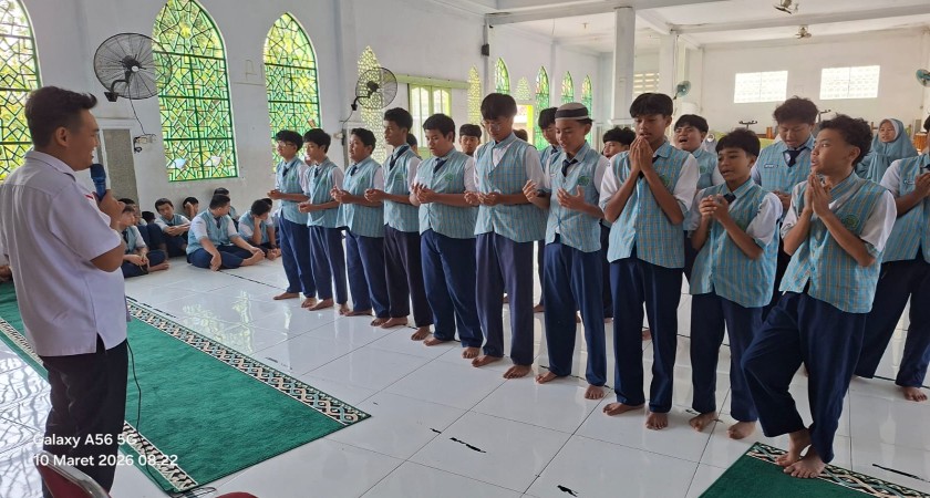 Sanlat : Menyempurnakan Ibadah, Menjemput Berkah