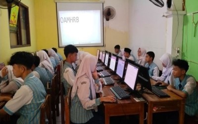 MTsN 17 Jakarta Gelar TKA Berbasis Komputer, Berjalan Tertib dan Kondusif